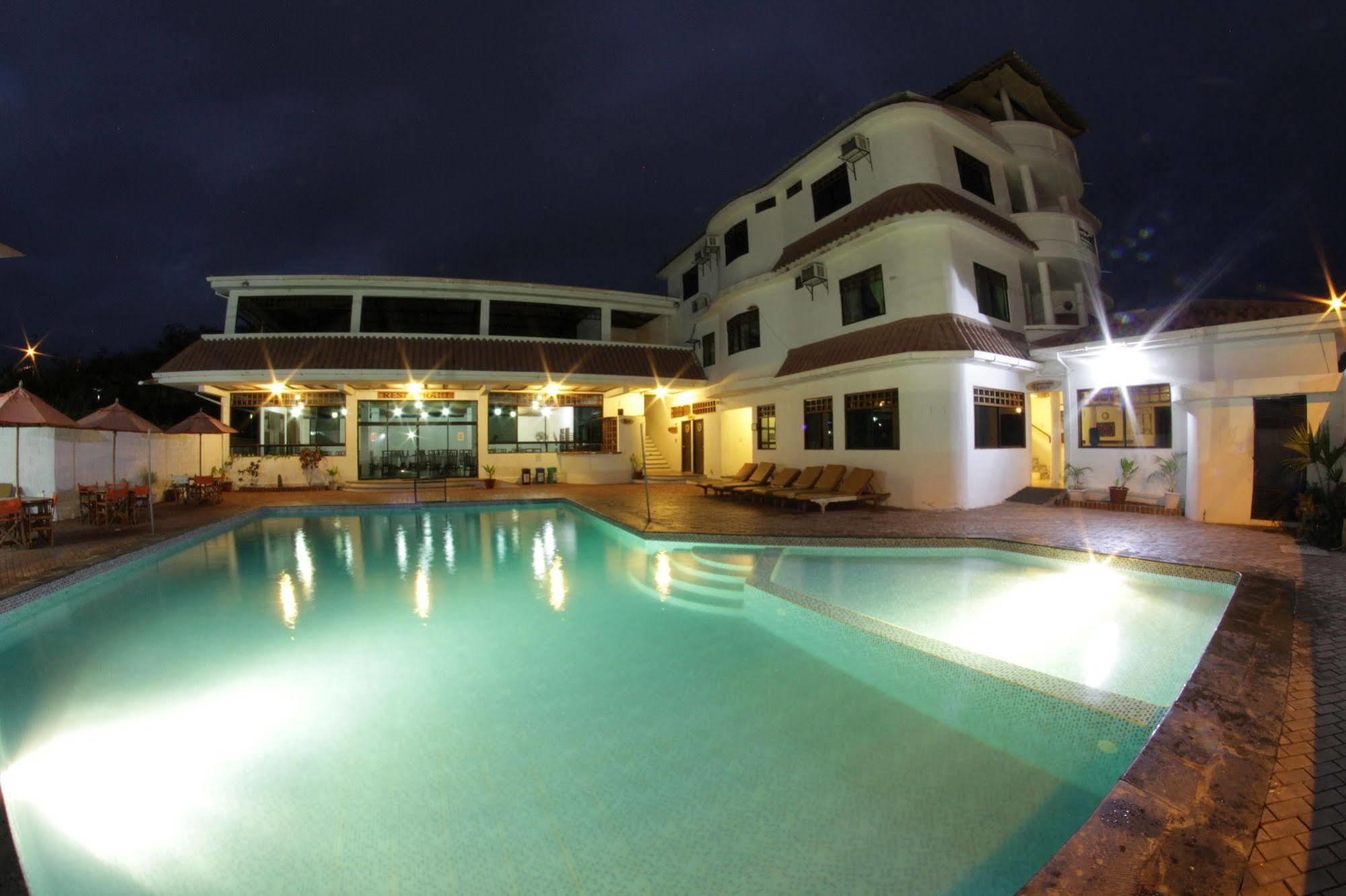 Arena Blanca Eco 3*